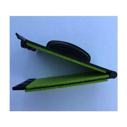 Guitar strings fingerboard cleaning and maintenance special care They wipe strings string device to protect the guitar