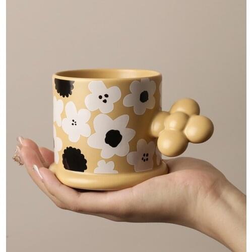 Cute Flowers Mug Simplicity Retro Coffee Cup Kawaii Couple Cups Milk Cup Ceramics Water Cup Kitchen Tableware High-grade Gift