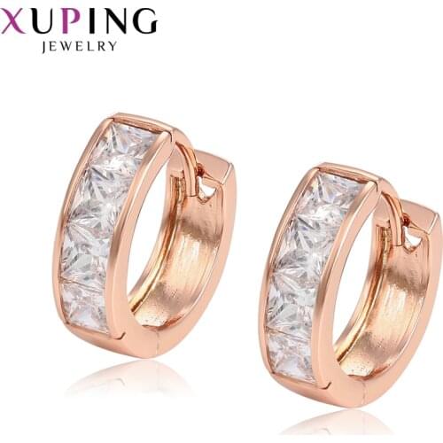 Xuping Jewelry Fashion Exquisite Elegant Gold Plated Huggies Earrings for Women Charms Styles Gifts 98928