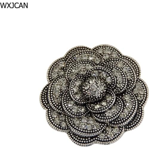 WXJCAN 4 layers petals flower brooch pin Classic vintage brooches Metal inlay much rhinestone brooches pins Hijab pins up B5157