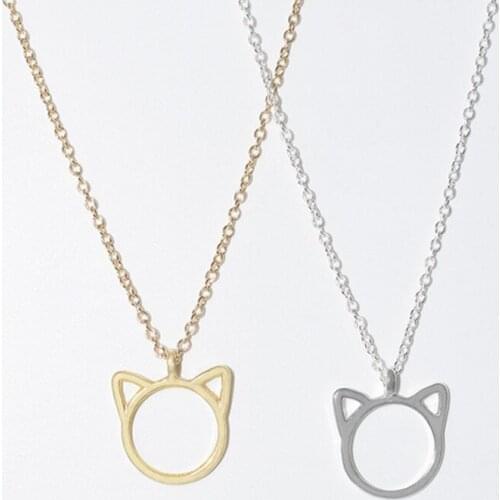 Women Cat Pendant Necklace Round Alloy Creative Choker Necklace Charm Necklace Cute Necklace Womens Neck Chain
