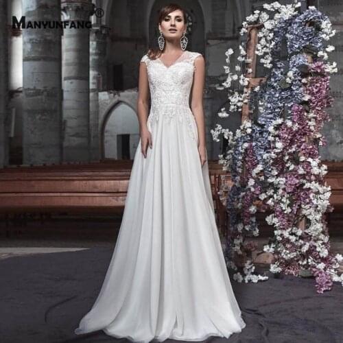 2021 Hot Sale V-Neck Embroidery Appliques Tulle Court Train A-Line Wedding Dress Elegant Button Back Cap Sleeve Bridal Gown