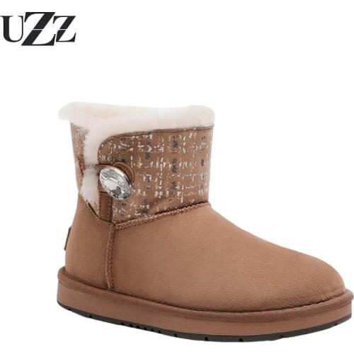 UZZ Footwear