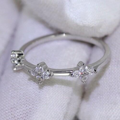 Women Ring Fashion Simplicity Glamour Wedding Ring Designed For Women Geometry Claw Set Cubic Zirconia RingGift For Girlfriend