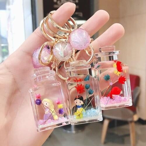 New Dried Flower Princess Keychain Acrylic Oiled Liquid Drifting Bottle Key Ring for Women Girl Car Bag Pendant Key Chains