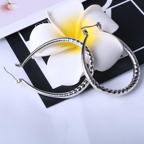 Fashion Popular Retro European And American Pineapple Pattern Earrings Exaggerated Large U - Shaped Earring