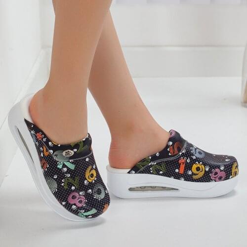 2021 Orthopedic Slippers New Women Comfortable Comfort Nurse Doctor Hospital Soft Sandals Cook Work Quality Medical Slides Shoes