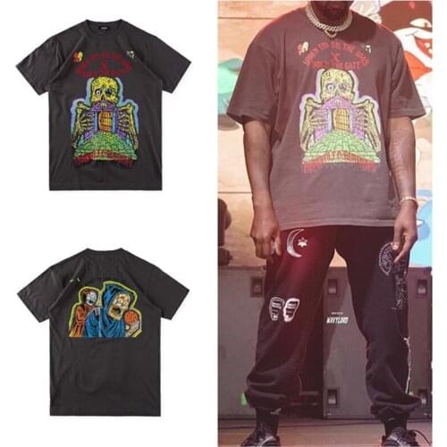 2019 New Style KANYE WEST Graffiti Print T shirts SEASON 6 Hip-hop Rap Sanskrit T shirt Summer Loose Cotton Men Tee Unisex