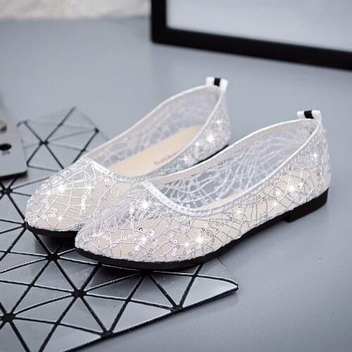 Mesh Single Shoes Female 2019 Summer New Hollow Mesh Lace Pointed Womens Flat Shallow Mouth Rhinestone Peas Shoes