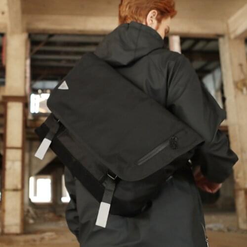 New Waterproof Nylon Messenger Bags Big Chest Shoulder Bag for Men Designer Brands Boy Hip Hop Streetwear Travel Crossbody Bags