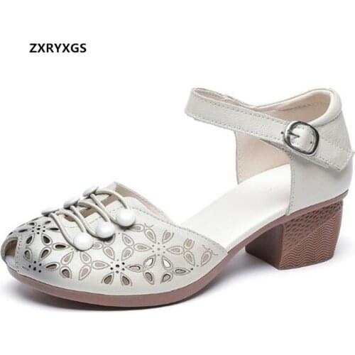 2021 Summer New First Layer Cowhide Ladies Sandals Thick Mid-heel Buckle Fish Mouth Side Air Classic Retro Shoes Woman Sandals