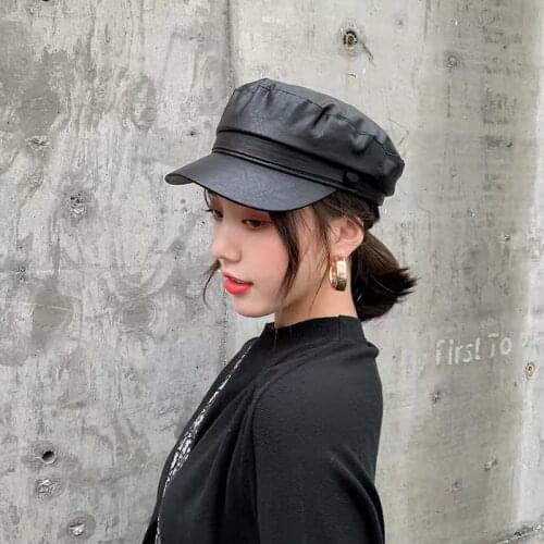 Women Hat Winter Fashion Accessories Baker Boy Hat Warm Pu Leather Newsboy Cap Vintage Winter Hat Plaid Baker Boy Hat