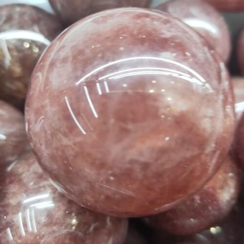 1pcs 5-6cm Beautiful Natural Strawberry Quartz Crystal Ball mineral crystals quartz crystal ball