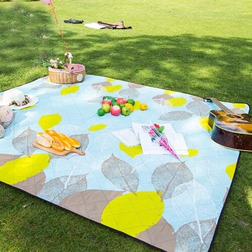 200*200cm Picnic Camping Mat Beach Tent Blanket Strawberry Leaves Plaid Baby Rug Moisture-Proof Outdoor Pad