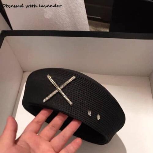 2020 new Japanese black newsboy hat three-dimensional modeling straw beret woven bud hat straw hat spring and summer