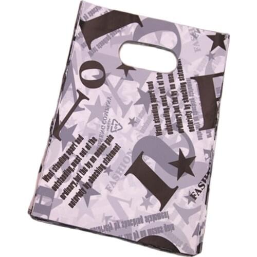 2021 New Style Wholesale 100pcs/lot 15*20cm Luxury Fashion Letter Medium Plastic Gift Packaging Bags