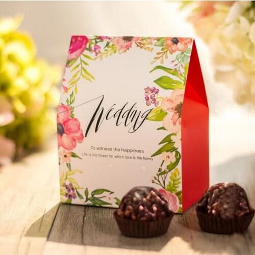 50Pcs Floral Printed Wedding Favors Candy Boxes Party Gift Box Bomboniera Giveaways Box
