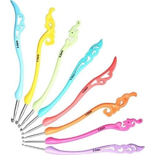 8Pcs Colorful Crochet Needs Fancy Soft Handle Aluminum Crochet Sewing Knitwear Diy Hand Tool Set