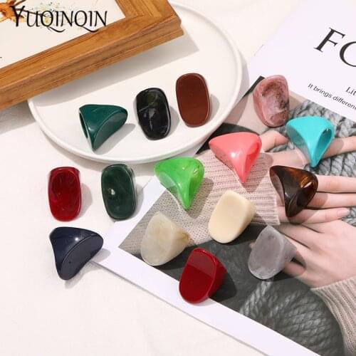 Resin Geometric Engagement Rings for Women Finger Punk Rings for Girls Big Acrylic Black Vintage Ring Female Beautiful Jewelry