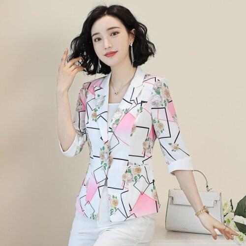 2020 New Spring Autumn Women Floral Printed Three Quarter Sleeve Blazers Coat Female Notched Collar Coat Suit Outerwear F24