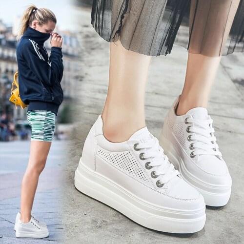 Casual Platform Shoes Women White 2021 New Spring Outdoor Walking Lace Up Ladies Shoes Comfortable Women Sneakers White