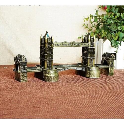 ERMAKOVA Antique Bronze London Statue Tower Bridge Landmark Model Metal Figurine World Landmark Architecture Home Decoration