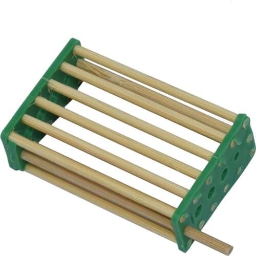 Bee Nest Bamboo Queen Bee Isolation Transport Cage Beekeeping Tools for Apiculture Beekeeper 50 Pcs