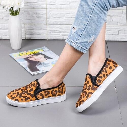 Plus size 35-43 Women Flats Snake Pattern Loafers Platform Shoe Leopard Slip on Flat Shoes Pu Leather Casual Shoe Sneaker 7653L