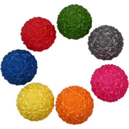 Childrens Sense Training Yoga Half-ball Water Cube Diamond Pattern Pineapple Ball Foot Massage Ball Toy Fitness Balls 1pcs