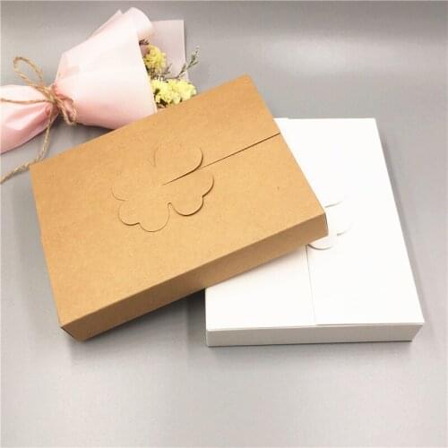 Four-leaf Clover Shape Boxes For Jewelry Carrying Gifts Packaging Supplies Favor Storage Container Simple Style Boxes 50Pcs/Lot