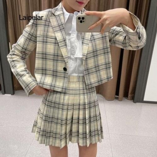 Woman 2021 Cropped Checked Blazer Women Spring Autumn Casual Long Sleeve Short Jacket Female Vintage Button Coat Girly