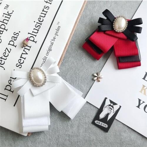 New Cloth Art Bow Tie Brooch Pearl Crystal Handmand Bowknot Necktie Dress Shirt Collar Pin Fashion Jewelry for Women Accessories