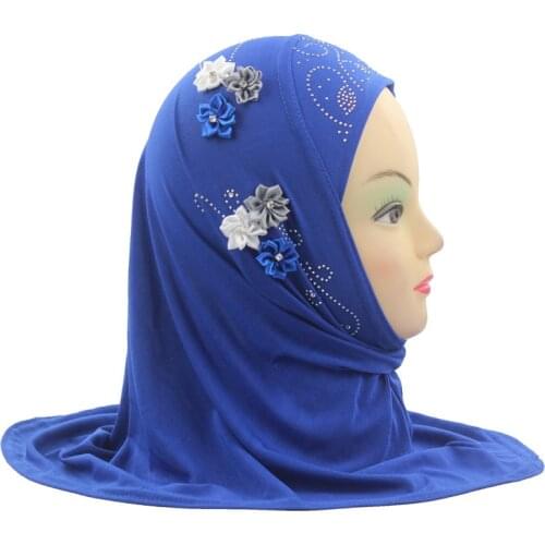2019 Girls Kids Muslim Hijab Scarf Islamic Arab headscarf shawls and wraps with flowers about 45cm for 0 to 5 years old girls