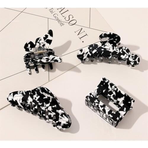 Vintage Hair Claw Women Hair Clips Elegant Black and White Stitching Claw Clip Girls Hair Barrettes Hair Accessories Clip Hair