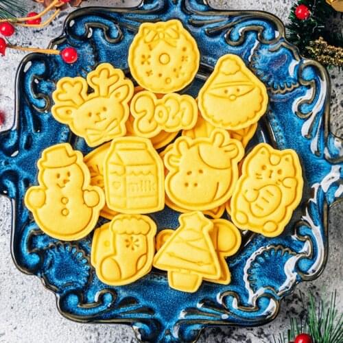 DIY Cute Cartoon Happy Christmas Cookie Cutter Mold Biscuit Fondant Cake Decorating Moulds Kitchen Baking Tools for Xmas Party