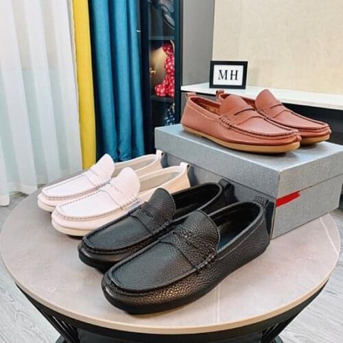 2021 Classic Fashion New Mens Casual Shoes Elegant Fashion Leather shoes All-match Leisure Loafers Retro Banquet Wedding Trendy