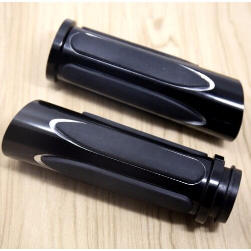 Shallow Cut Soft Touch Comfort Hand Grips For Harley 2016-Later Dyna Softail With Throttle By Wire Models