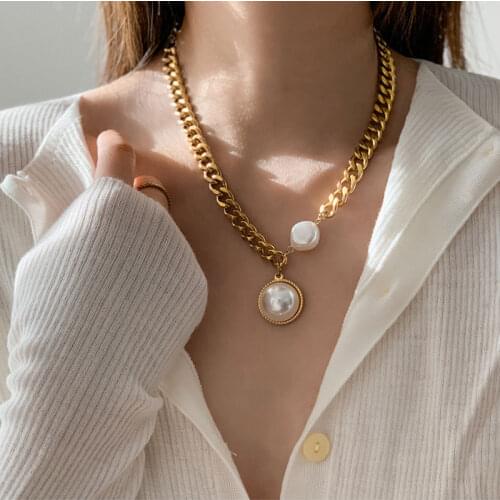 KMVEXO Baroque Irregular Pearl Necklaces for Women Thick Chains Round Pearl Pendant Chokers Necklace Party Minimalist Jewelry