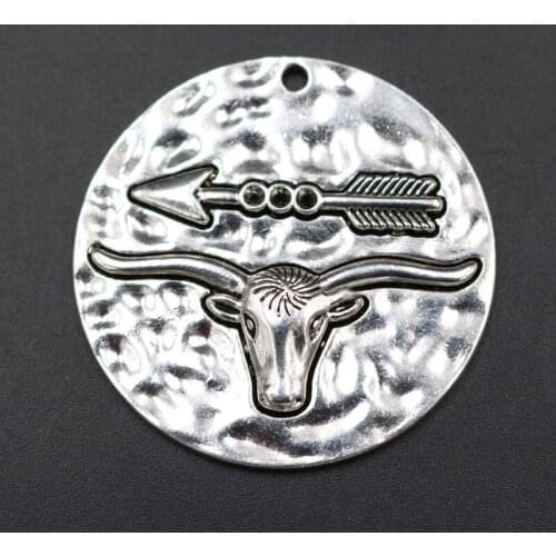 WKOUD 2pcs Silver Color Matador Memorial Alloy Pendant Vintage Necklace Bracelet DIY Metal Jewelry Findings A1812