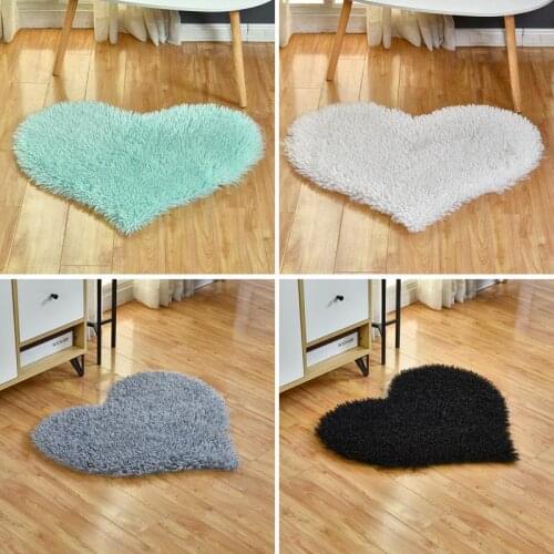 Heart Shaped Door Mat Water Absorbent Soft Faux Fur Floor Mat Fluffy Door Rug Area Rugs For Living Room Bedroom Decor