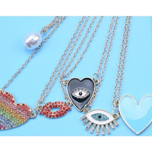 Fashion Simple Crystal Rhinestone Pendants Necklaces Women Heart Shape Eyes Lips Pendant Necklace Faux Pearl Long Necklace 2020