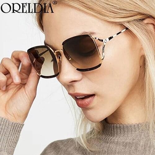 Luxury Brand Design Square Hollow Stripe Luxury Sunglasses 2021 Women Men Fashion Shades Glasses UV400 Vintage Eyewear