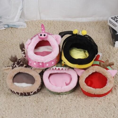 Winter Warm Hamster Nest Cotton Woven Small Animal House My Neighbor Totoro Guinea Pig Hedgehog Rabbit Reindeer House