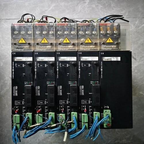 BOCSH SERVO DRIVER SM15/30-TC1 SM5/10-TC1 SM1.5/3-TC1 VM50/B-TC1 USED GOOD IN CONDITION PLEASE INQUIRY