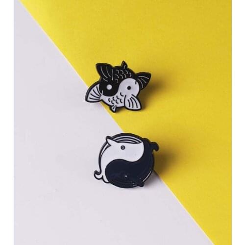 Yin Yang Fish pin anime decoration punk Clothes Lapel Pin brooch metal pins for clothes Jewelry Gift Accessories Brooches icons