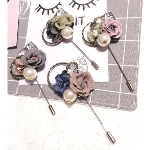 New Trendy Women Flowers Brooches Long Pin Metal Leaf Big Pearl Brooch Pin Fashion Clothing Accessories Hot High Quality