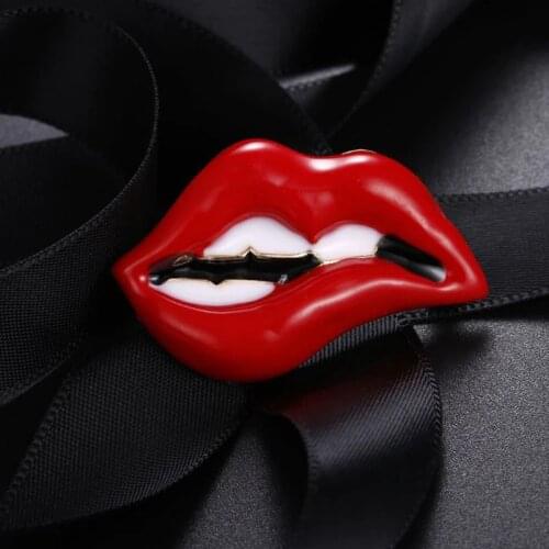 Red Lip Enamel Brooches Jewelry Women Men Party Banquet Daily Alloy Pins Hat Bag Dress Accessories Collar Ornaments Gifts