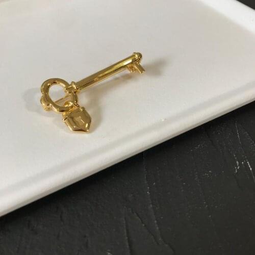 VISPADA XZ26205 Vintage metal key lock pendant brooch