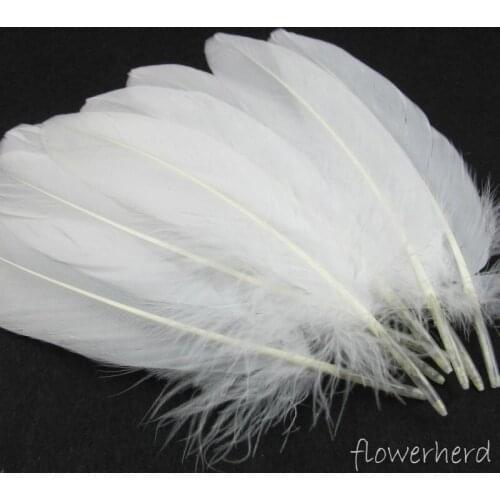 20/50pcs DIY Goose Feathers Fluffy Wedding Dress Dreamcatcher Ball Filling Jewelry Decoration Plumes Craft Dyed Colorful