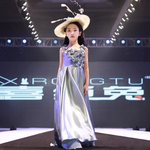 Flower Girl Dresses Vintage Jersey Crystal Bow Sleeveless O-Neck Princess Floor-Length Luxury Gray Elegant Kids Party Gown H605